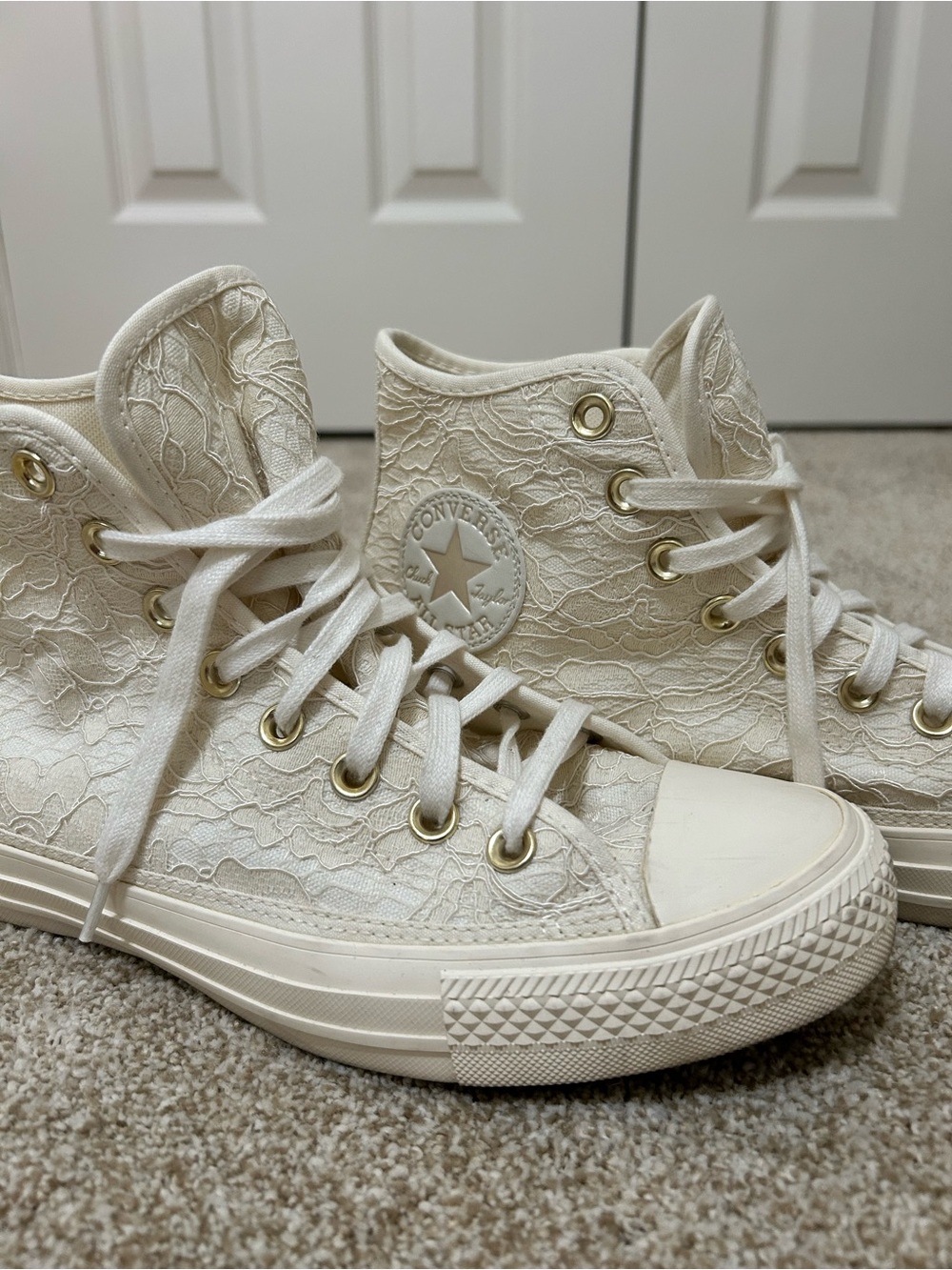 Converse chuck taylor all star lace in cream/egret gold bridal like new - Picture 2 of 14